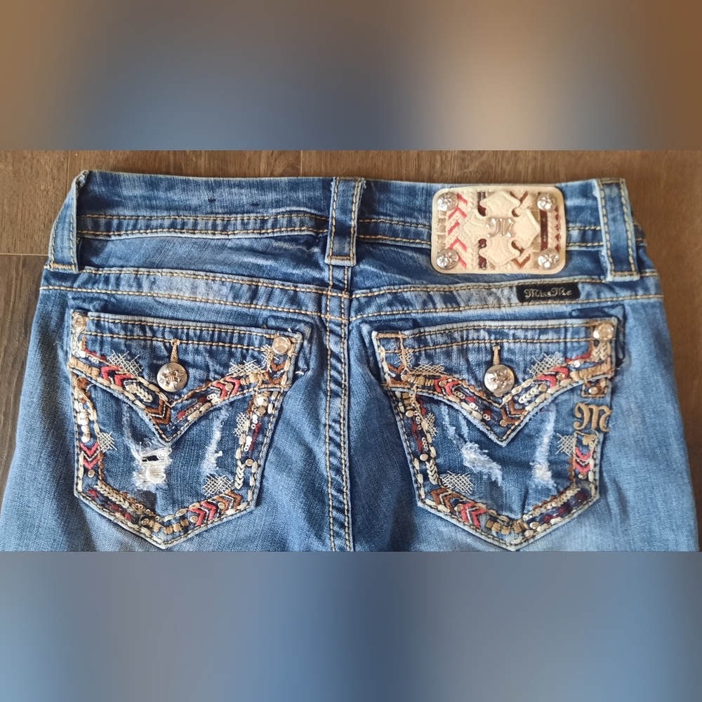 Miss Me 25W x 30L embellished jeans